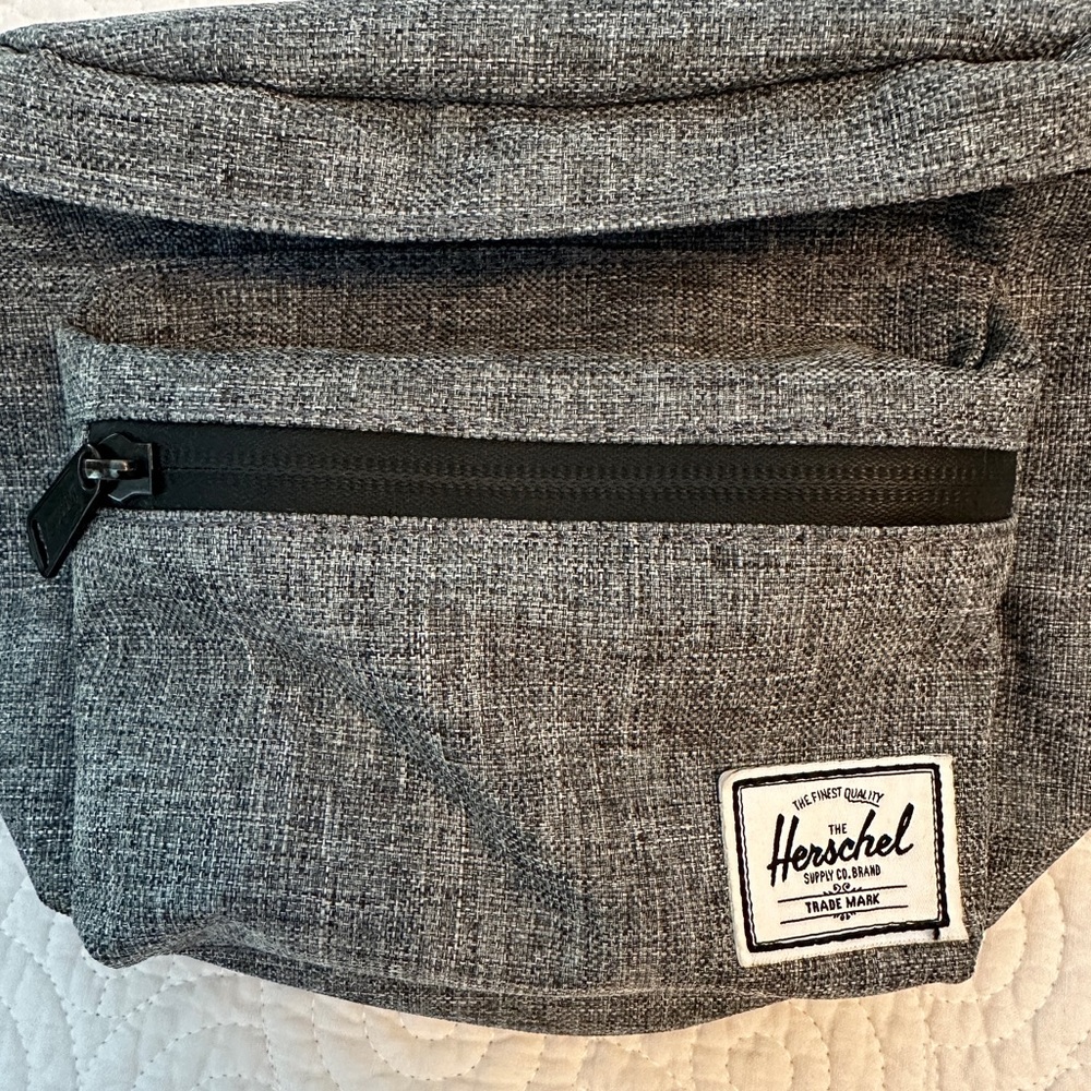 Herschel fanny pack